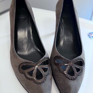 Stuart Weitzman Women's Gray Suede Pumps